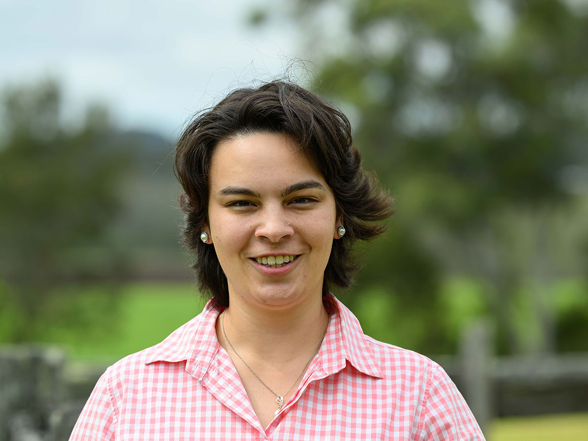 Anna Sutcliffe, Rutherford